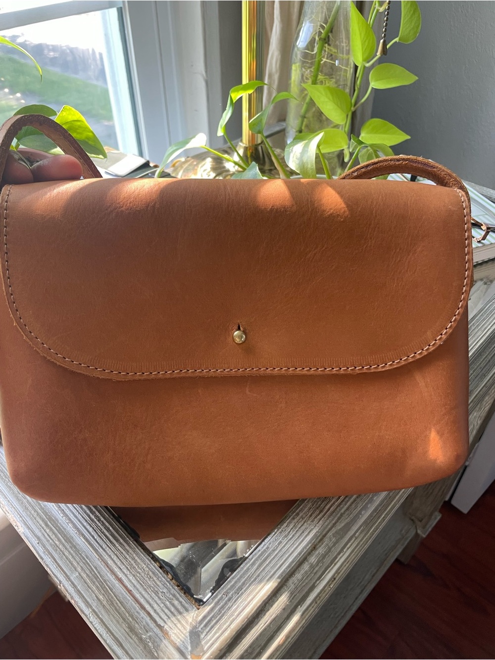 Minimalist Tan Leather Crossbody Bag with Brass Snap